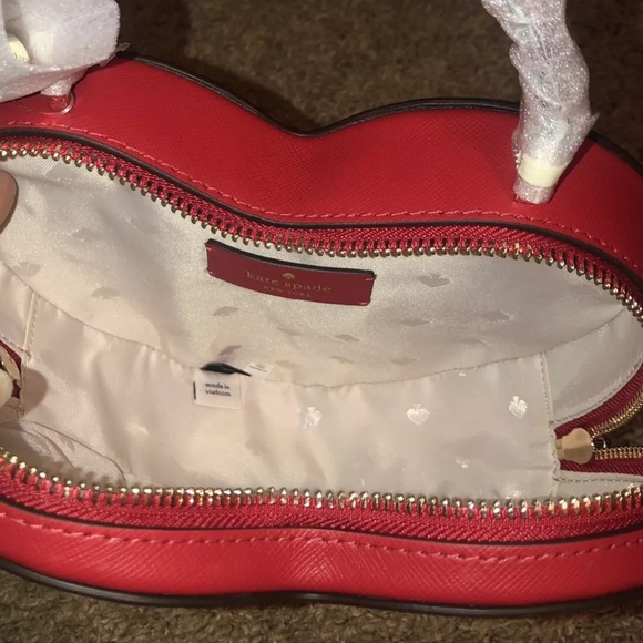 NWT Kate Spade Love Shack Heart Crossbody Purse Candied Cherry Red $329 - Picture 8 of 11